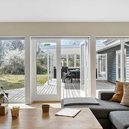 3642-nexo-midtvej-11 * Neksø